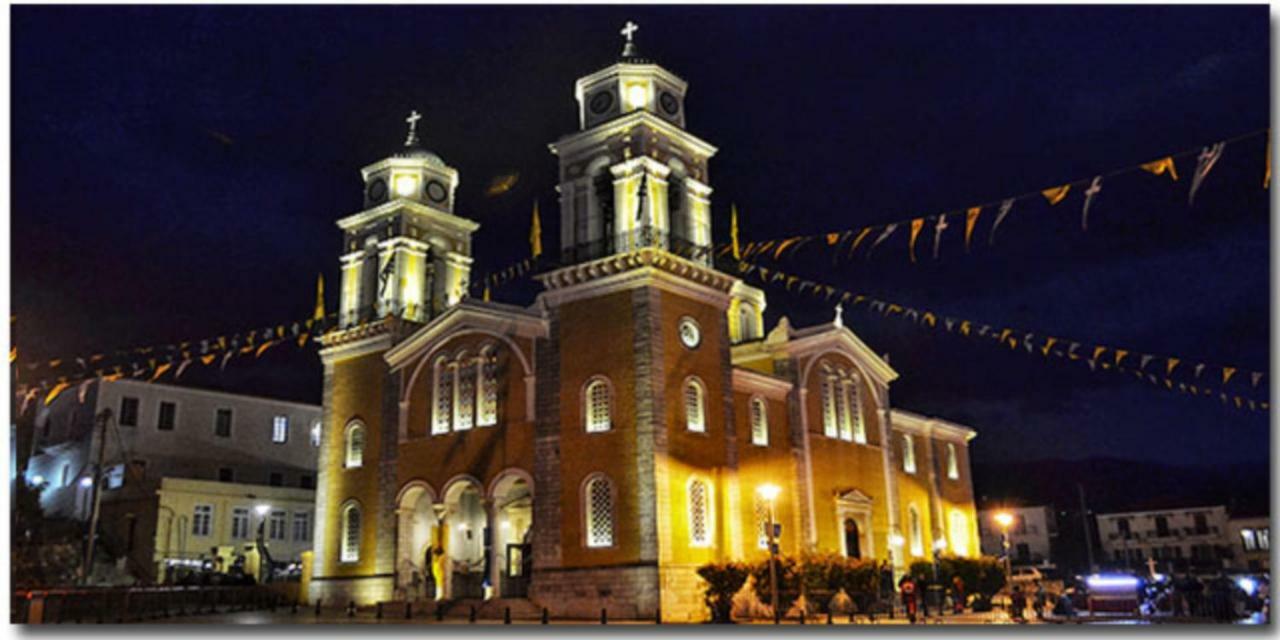 Relaxing Appt. Into The Heart Of Historical Center Kalamata Exterior photo